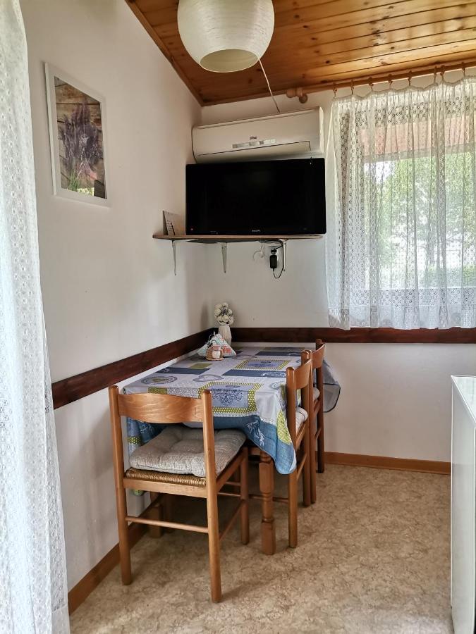 Apartment Studio Zvonka Zambratija  Extérieur photo